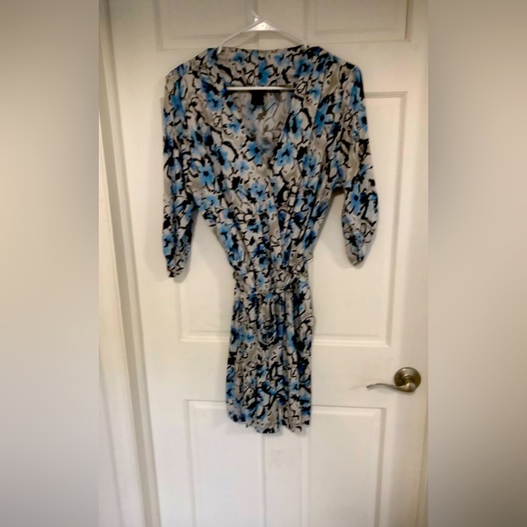 Robert Louis Dresses & Skirts - Robert Louis Wrap Dress